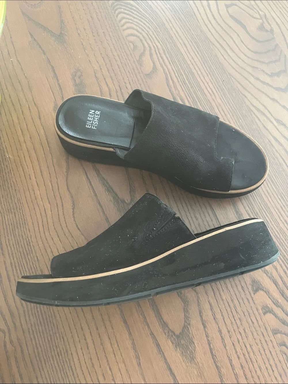 Eileen Fisher Dare Black Leather Toe-Loop Slide Sandals Size 8